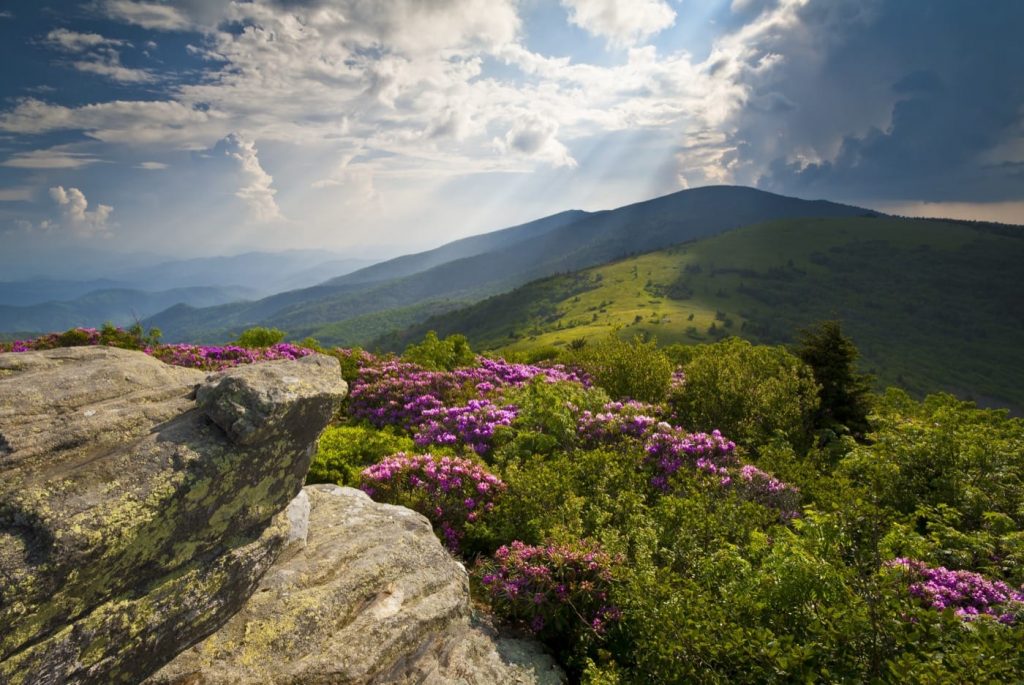 12-Cool-Things-to-Do-in-the-North-Carolina-Mountains - Mitchell County ...